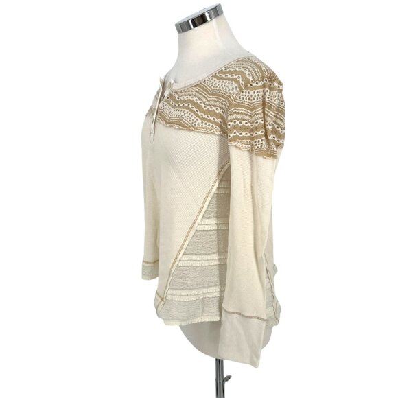 Sundance Clara Thermal Ivory Lace Button Accent Long Sleeve Top Size Medium - Picture 3 of 12